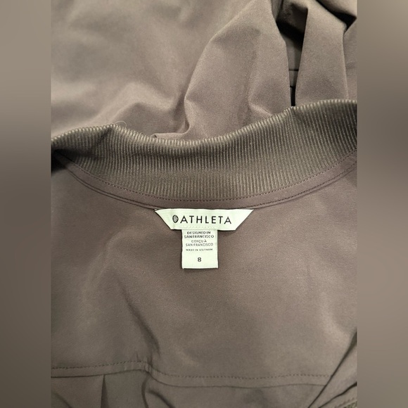 Athleta Brooklyn Sleeveless ZipUp Utility Jumpsuit In Shale Women’s Size 8 Comfy - Picture 9 of 10